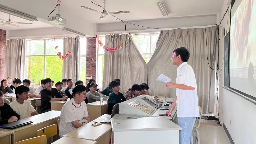 红色故事进班级 | 挺膺担当红色宣讲团开展进班宣讲红色故事活动