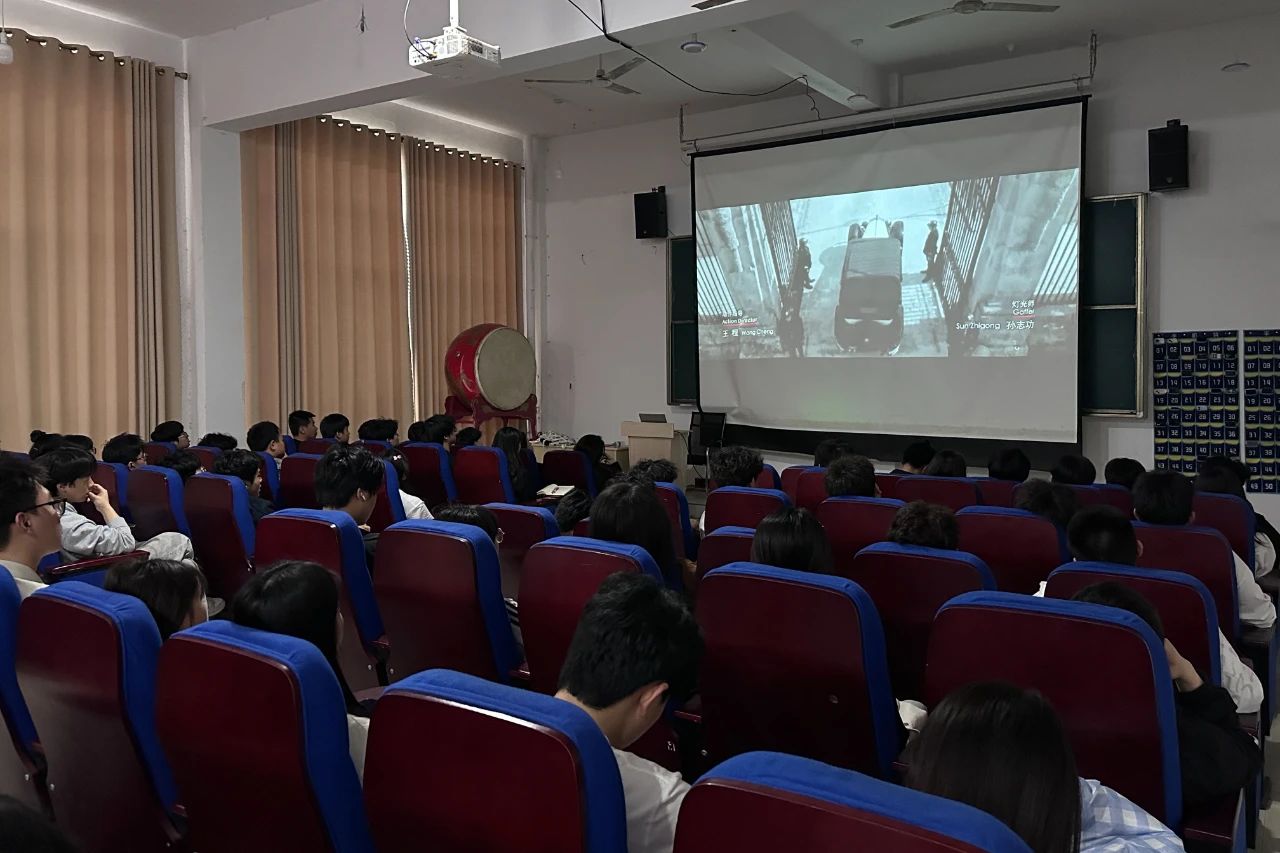 红色星期三观影活动 | 观影《1921》传承红色基因